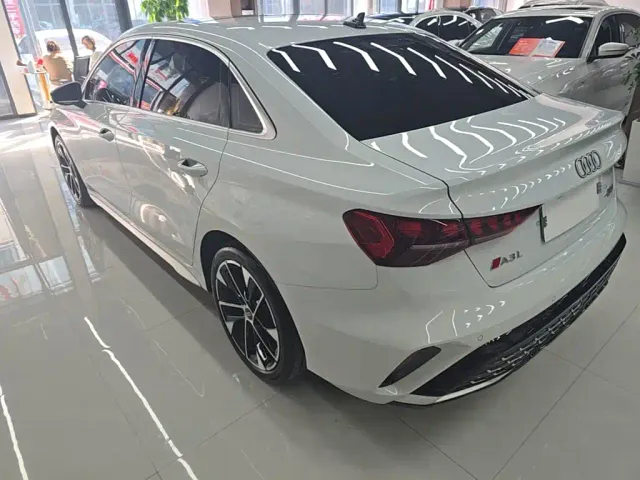 Audi A3 — Фото автомобиля 4