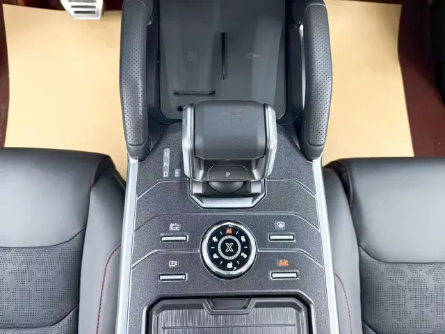 Jetour T2 — Фото автомобиля 18