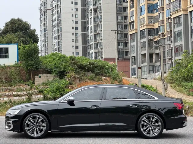 Audi A6L — Фото автомобиля 4