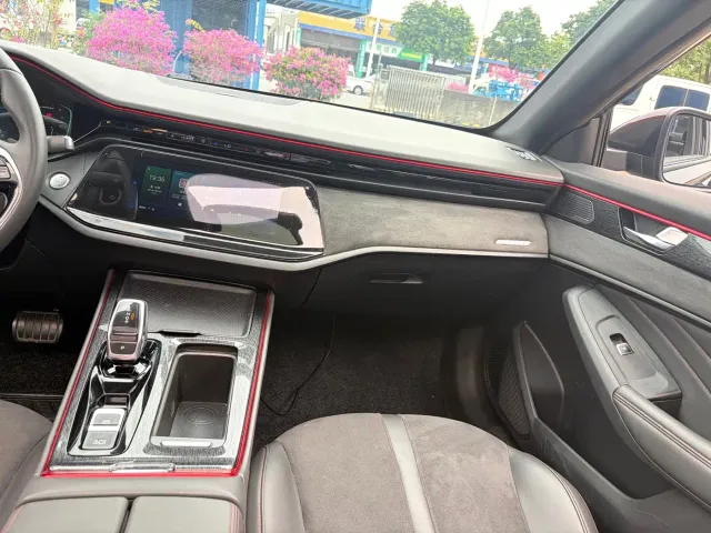 Dongfeng Yixuan MAX — Фото автомобиля 21