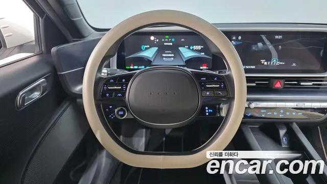 Hyundai Ioniq 6 — Фото автомобиля 12