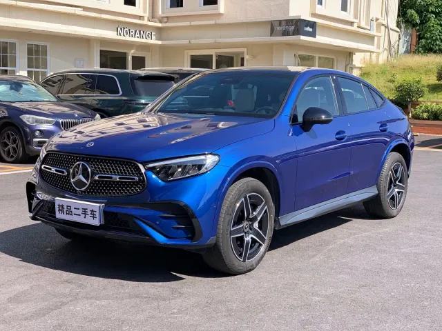 Фотография автомобиля — Mercedes-Benz GLC Coupe