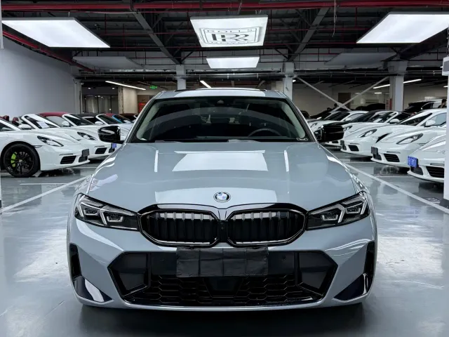 BMW 3 Series — Фото автомобиля 2