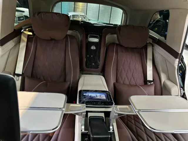 Mercedes-Benz GLS-Class — Фото автомобиля 8
