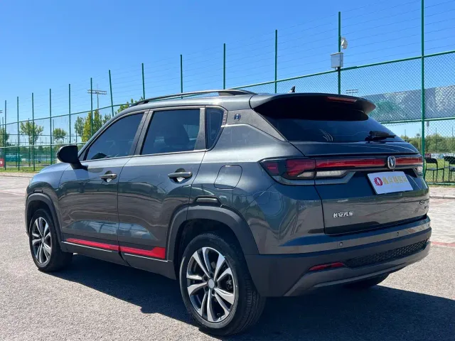 Changan CS35 Plus — Фото автомобиля 4
