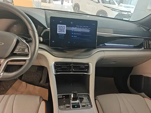 BYD Song PLUS — Фото автомобиля 12
