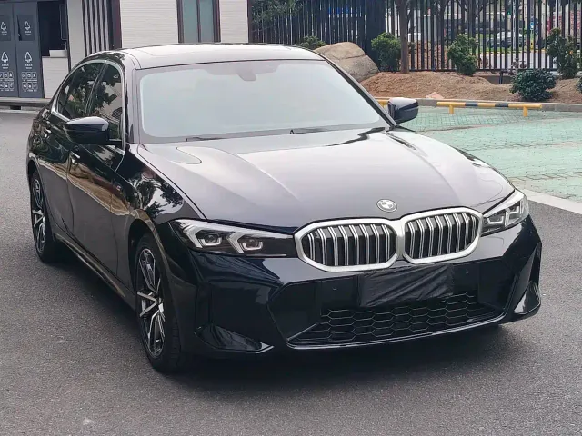 BMW 3 Series — Фото автомобиля 3