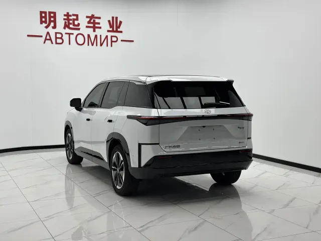 Toyota BoZhi 3X — Фото автомобиля 8