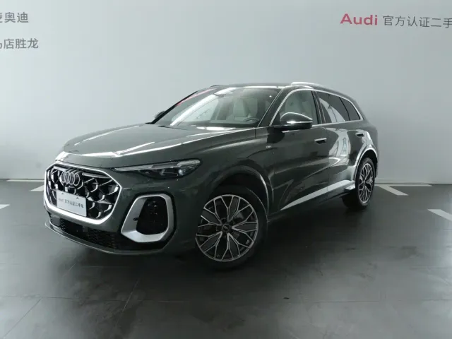 Фотография автомобиля — Audi Q5L