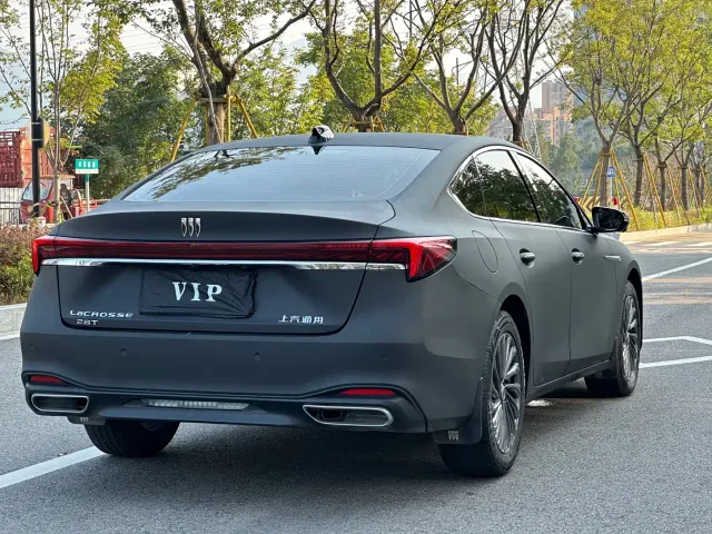 Buick LaCrosse — Фото автомобиля 14
