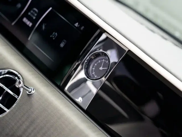Rolls-Royce Ghost — Фото автомобиля 23