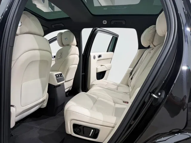 Li Auto L7 — Фото автомобиля 9