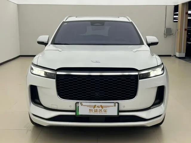 Li Auto ONE — Фото автомобиля 28