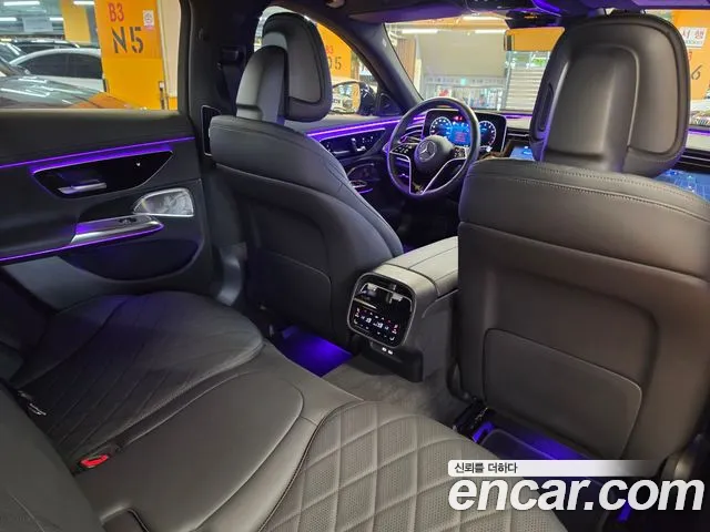 Mercedes-Benz E-Class — Фото автомобиля 19