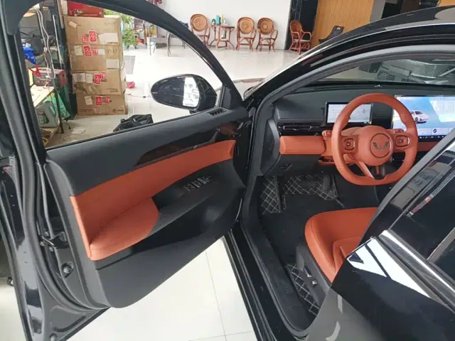 Wuling Starlight — Фото автомобиля 11