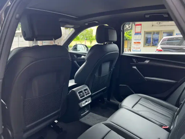 Audi Q5L — Фото автомобиля 20