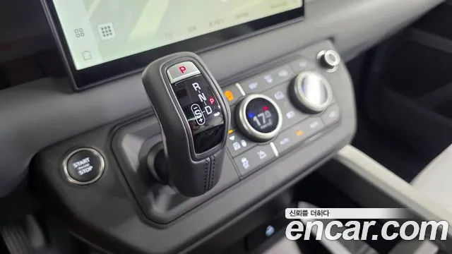 Land Rover Defender Defender (L663) 110 P300 X-Dynamic SE — Фото автомобиля 9