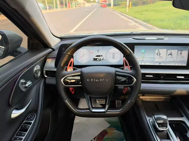 Chery Arrizo 8 — Фото автомобиля 4