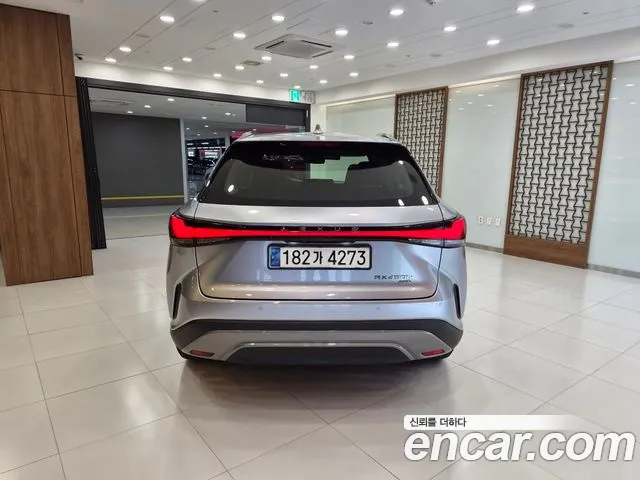 Lexus RX — Фото автомобиля 4