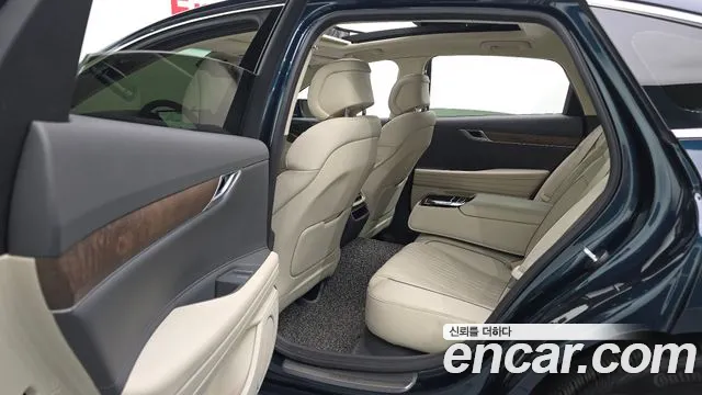 Genesis G80 Бензин 2.5 турбо AWD — Фото автомобиля 24