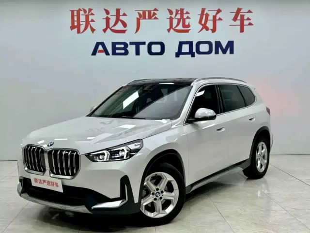 Фотография автомобиля — BMW X1