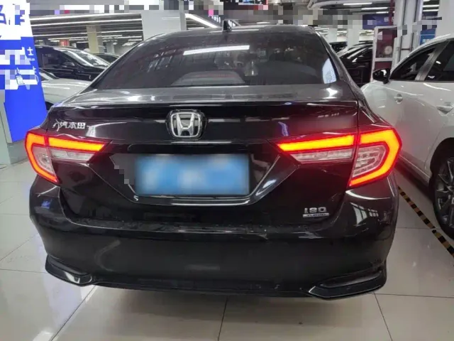 Honda Crider — Фото автомобиля 5