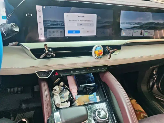 Geely Xingyue L — Фото автомобиля 5