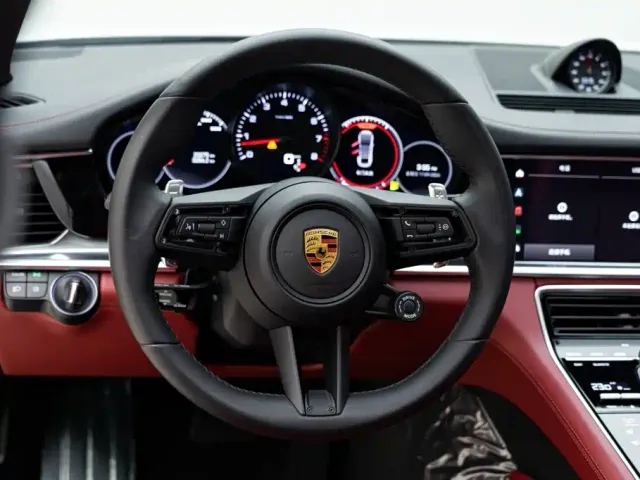 Porsche Panamera — Фото автомобиля 13