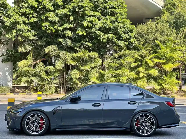 BMW M3 — Фото автомобиля 2