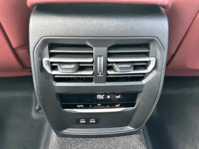 BMW 3 Series — Фото автомобиля 21