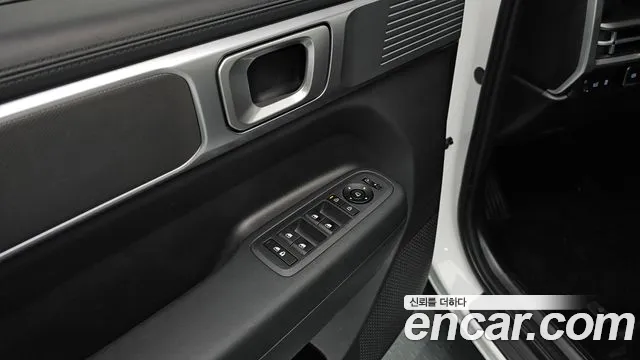 Hyundai Santafe Santa Fe (MX5) Бензин 2.5T 4WD — Фото автомобиля 17