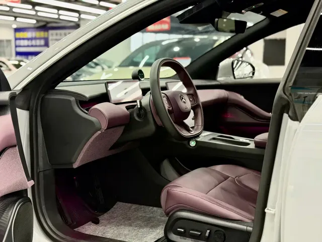 Nio ET5 Touring — Фото автомобиля 7