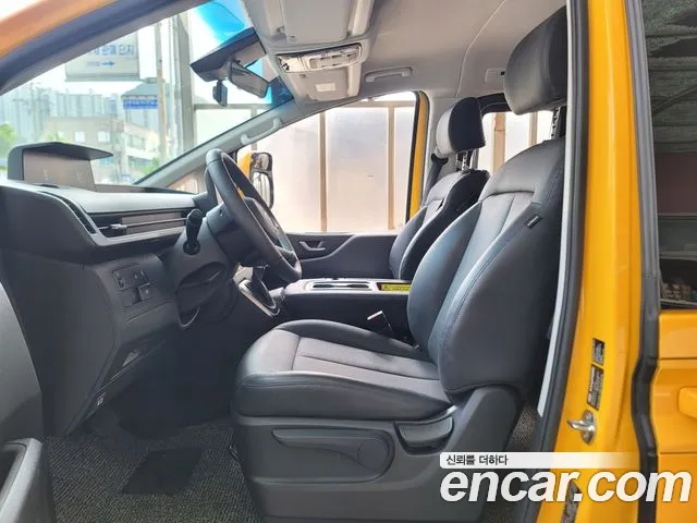 Hyundai Staria — Фото автомобиля 11
