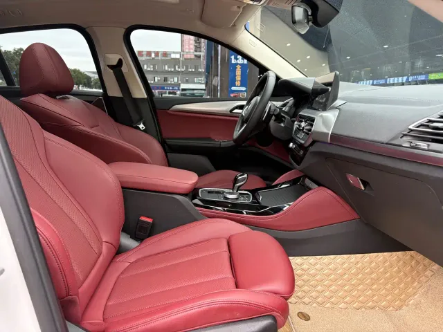 BMW X4 — Фото автомобиля 12