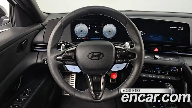 Hyundai AVANTE — Фото автомобиля 12