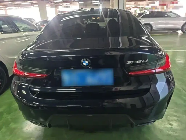 BMW 3 Series — Фото автомобиля 5