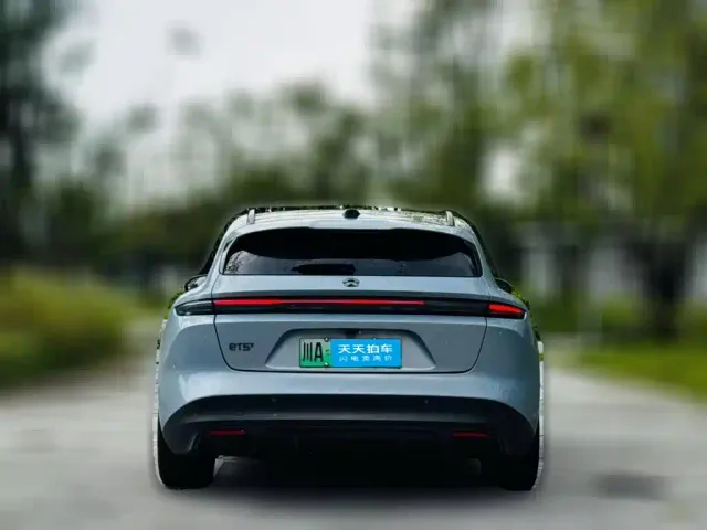 Nio ET5 Touring — Фото автомобиля 2