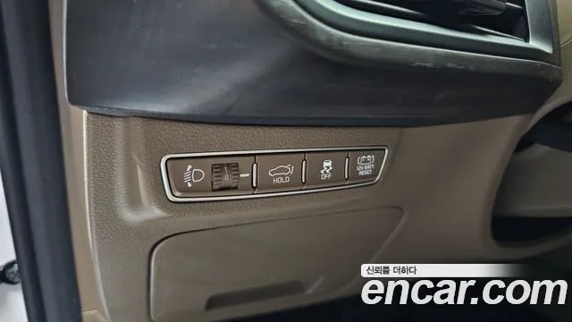 Kia K8 Hybrid — Фото автомобиля 25