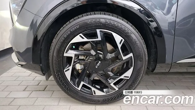 Kia Sportage Sportage 5-е поколение Бензин 1.6 турбо 2WD — Фото автомобиля 5