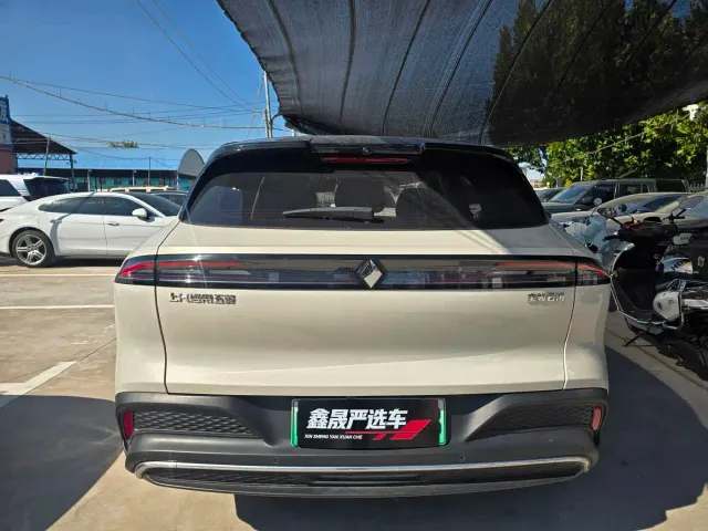 Baojun Yunhai — Фото автомобиля 7