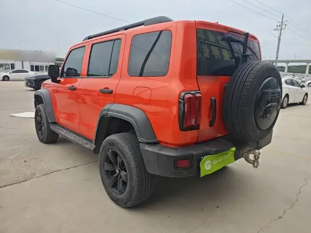 Tank Tank 300 2021 Off-road Version 2.0T Conqueror — Фото автомобиля 4