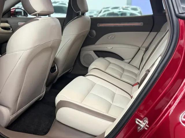IM Motors L6 — Фото автомобиля 7