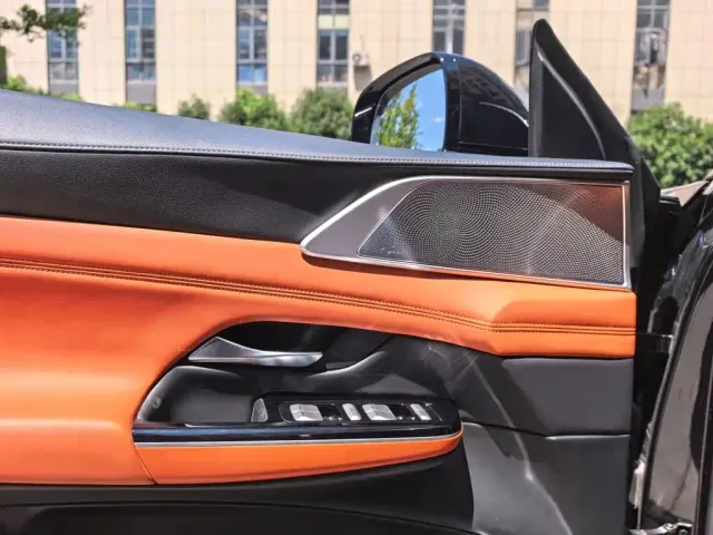 Xpeng G9 — Фото автомобиля 10