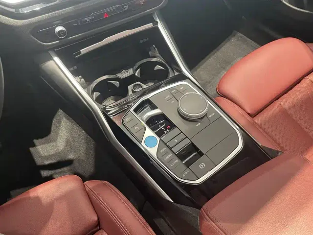 BMW i3 — Фото автомобиля 16