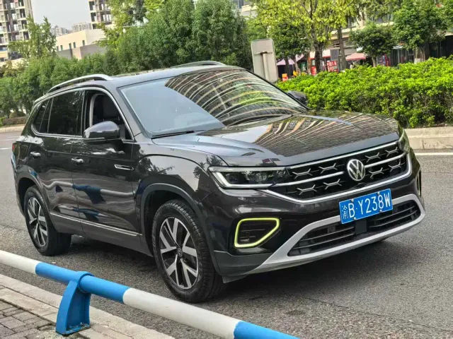 Volkswagen Tayron — Фото автомобиля 2