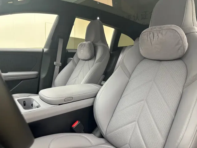 Nio ET5 Touring — Фото автомобиля 12