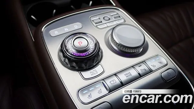 Genesis G90 Бензин 3.5 турбо AWD — Фото автомобиля 17