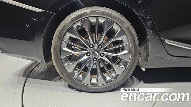 Kia K8 2.5 Бензин 2WD — Фото автомобиля 5