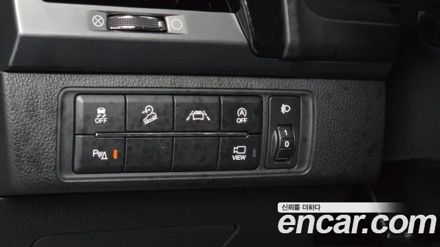KG_Mobility_Ssangyong Rexton Новый Rexton Sport Khan Дизель 2.2 4WD — Фото автомобиля 25