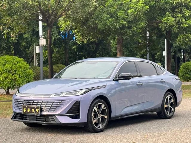 Фотография автомобиля — Changan Eado